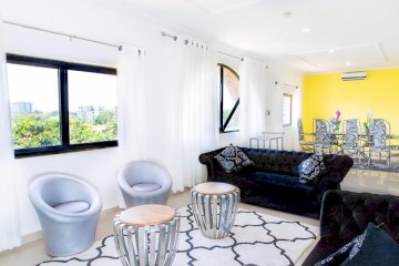 Maxuell Court Apartments