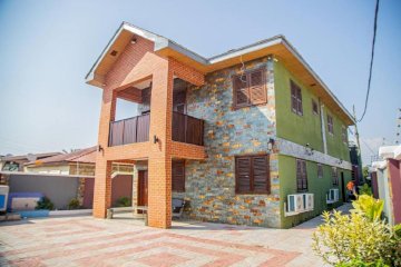 Bays Boutique Apartments